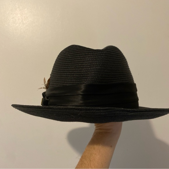 Stacy Adams Black Straw Fedora with Feather Detail - Picture 4 of 8